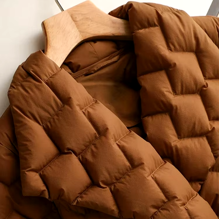 AVAINE - Quilted Coat