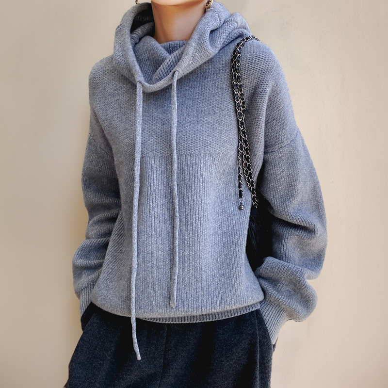 Sienna - High-Neck Hoodie